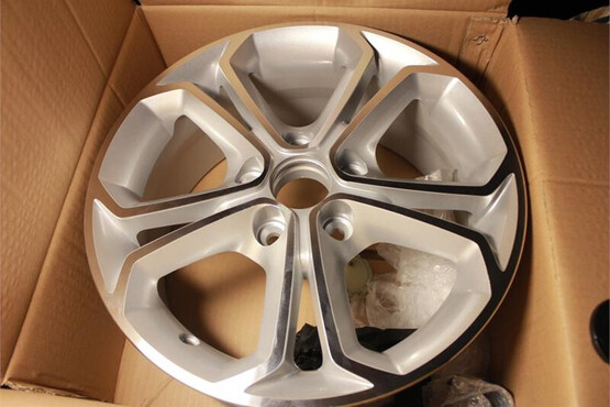 Диск Replica La Opl10 15x6.5 5x105 ET39 DIA56.6 W